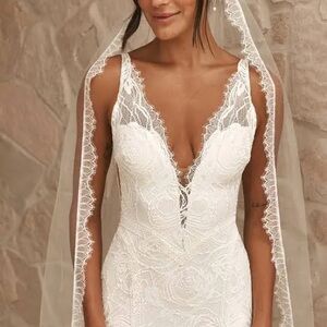 Grace Loves Lace Lumi White Lace Bridal Veil